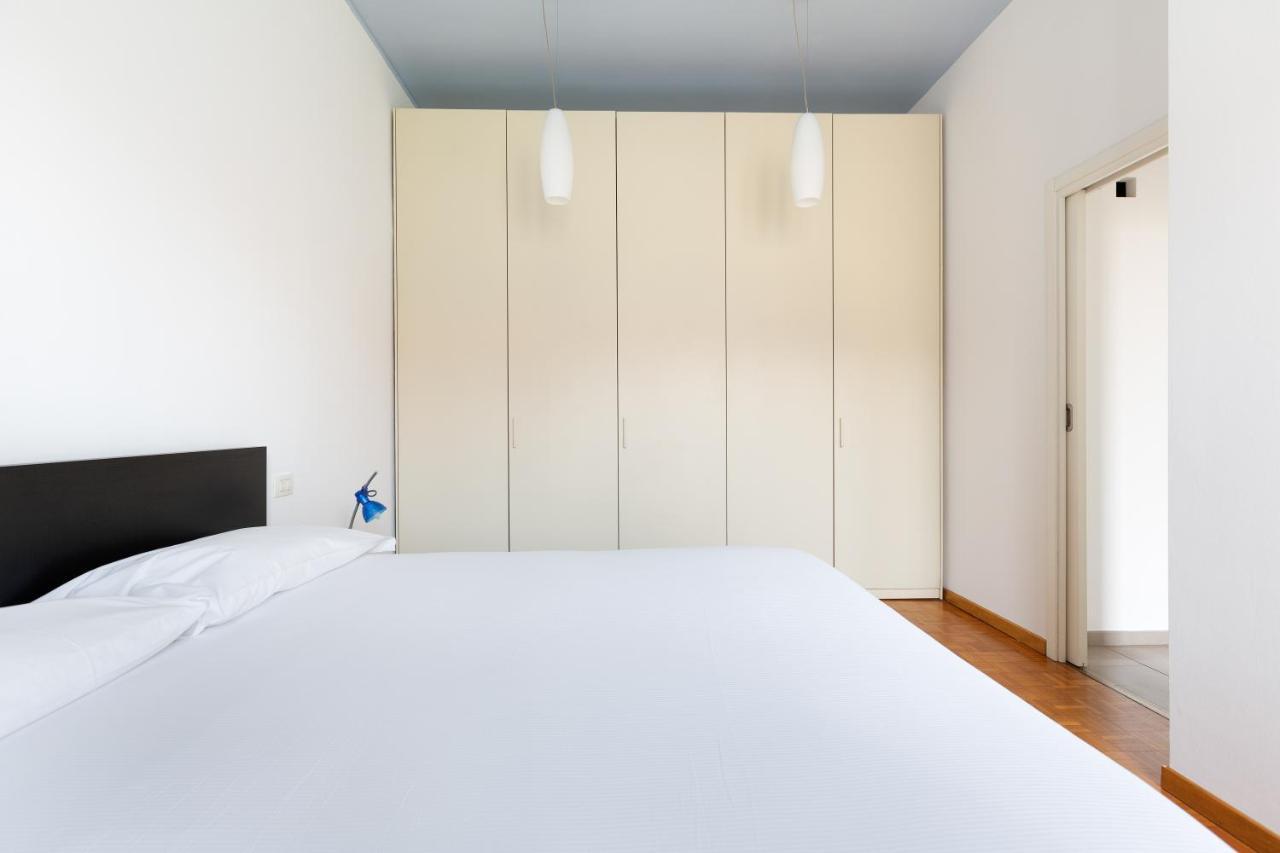 Cozy Apt With Balcony - Mm2 Sant'Agostino Apartment Milano Exterior foto