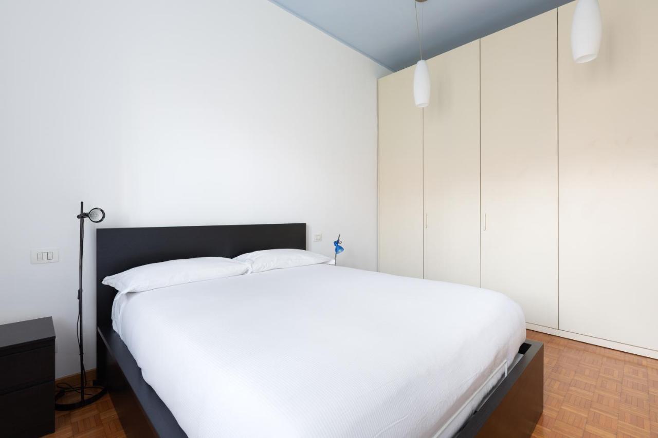 Cozy Apt With Balcony - Mm2 Sant'Agostino Apartment Milano Exterior foto